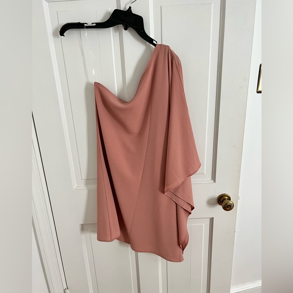 Pink one shoulder dress!